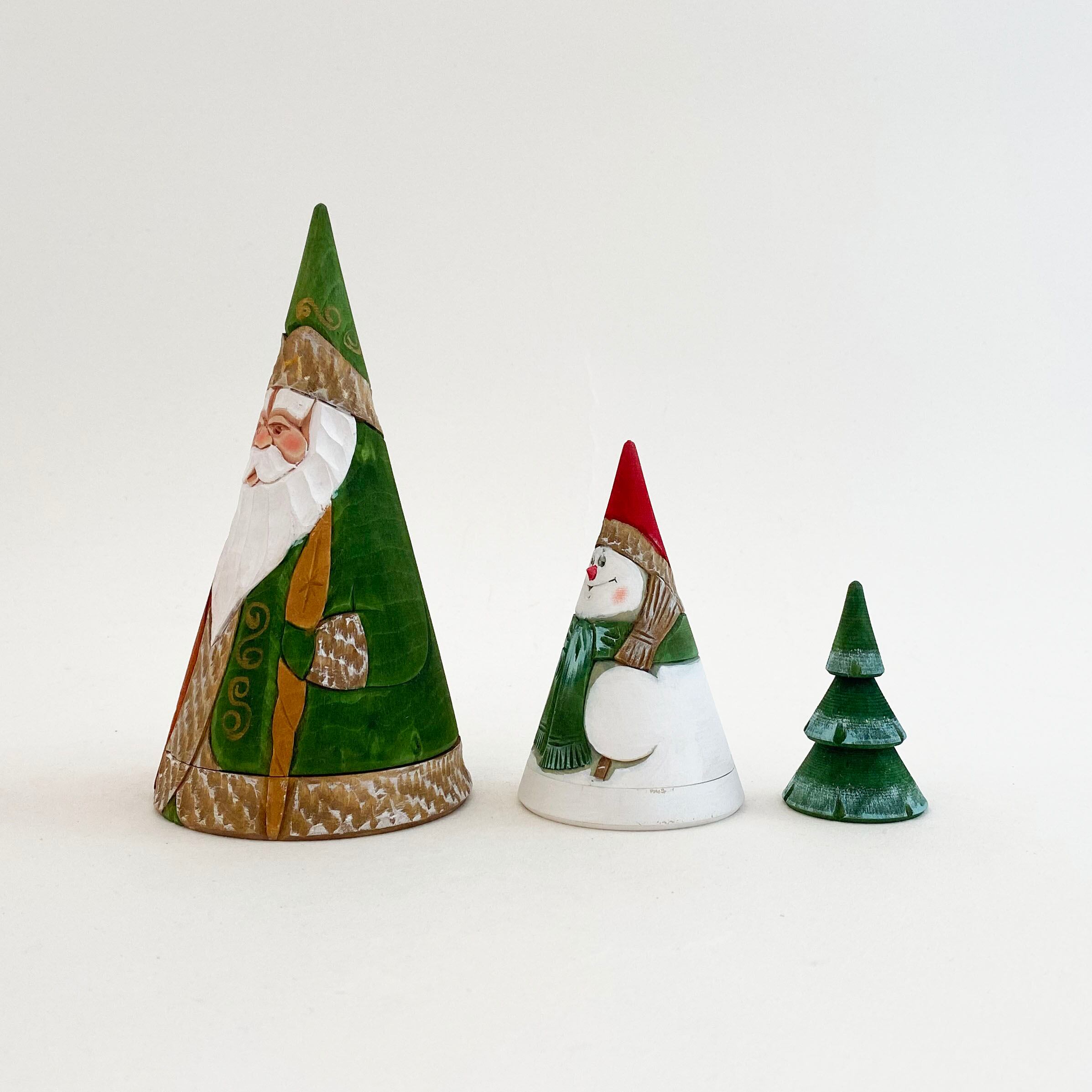 サンタ/ジェドマロース 木彫マトリョーシカ/円錐型(コブロフ工房/3個組)