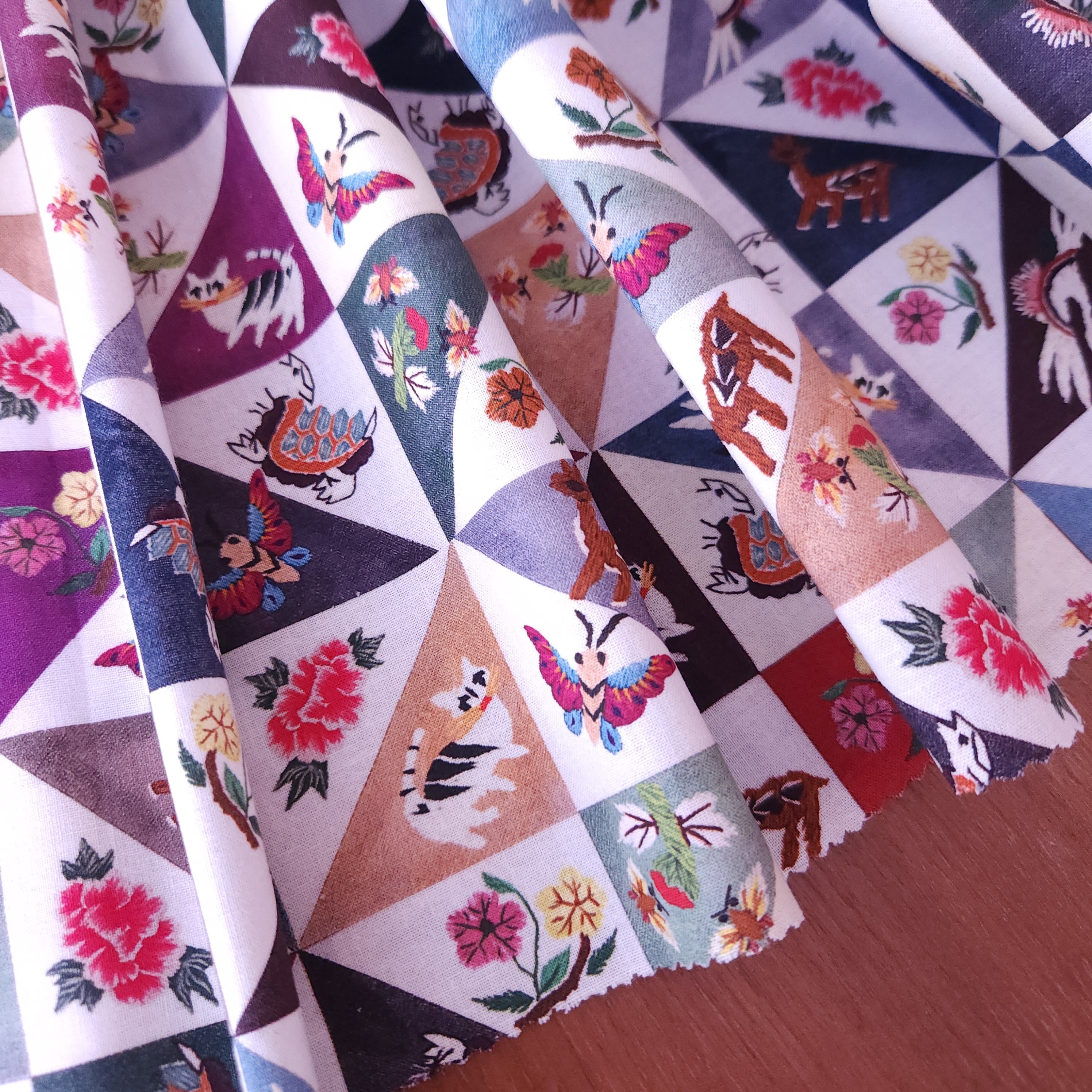 ●生地● チョガッポプリント かざぐるま吉祥紋