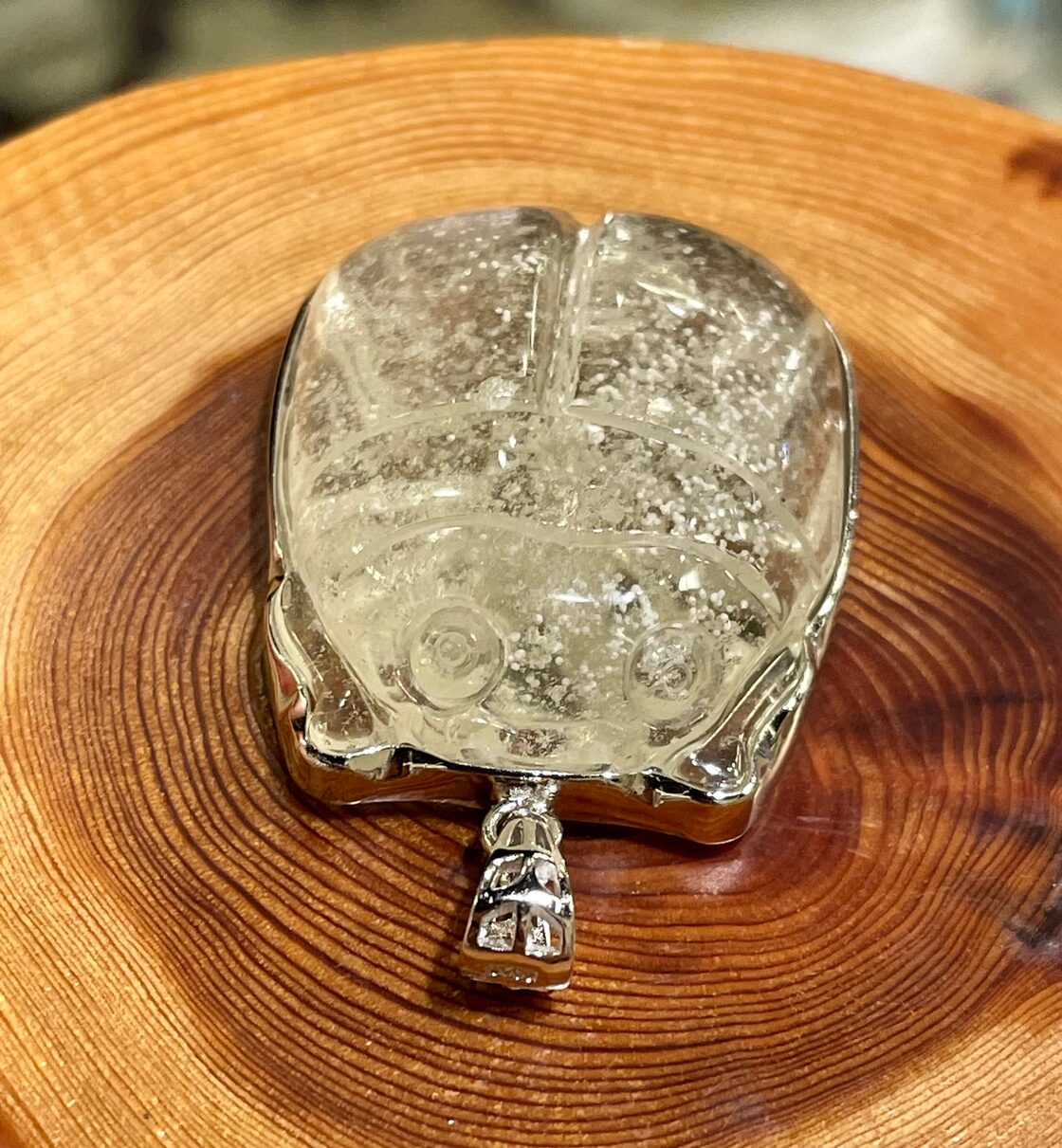 プレミアム！最高グレード！リビアングラス スカラベ ペンダント 甲虫  