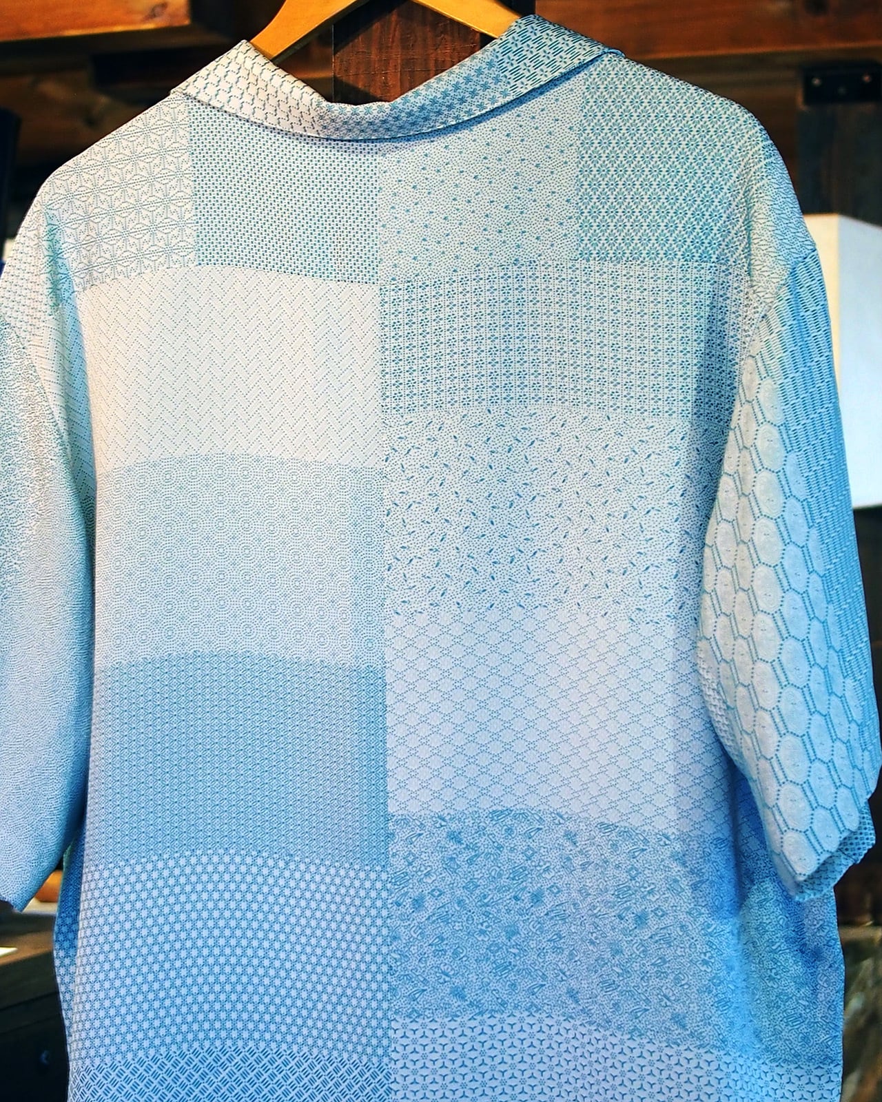 EDOKOMON - ALOHA SHIRT &frasl; 江戸小紋 アロハシャツ | HARUNA Kimono Re  NADRE  Vintage. 着物 古着クリメイ powered by BASE