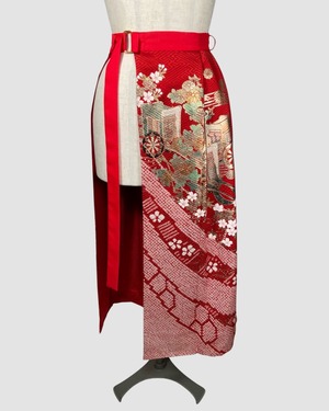 着物重ねスカート(振袖より制作) Kimono Overlay Skirt (Made of Furiesode-Kimono)