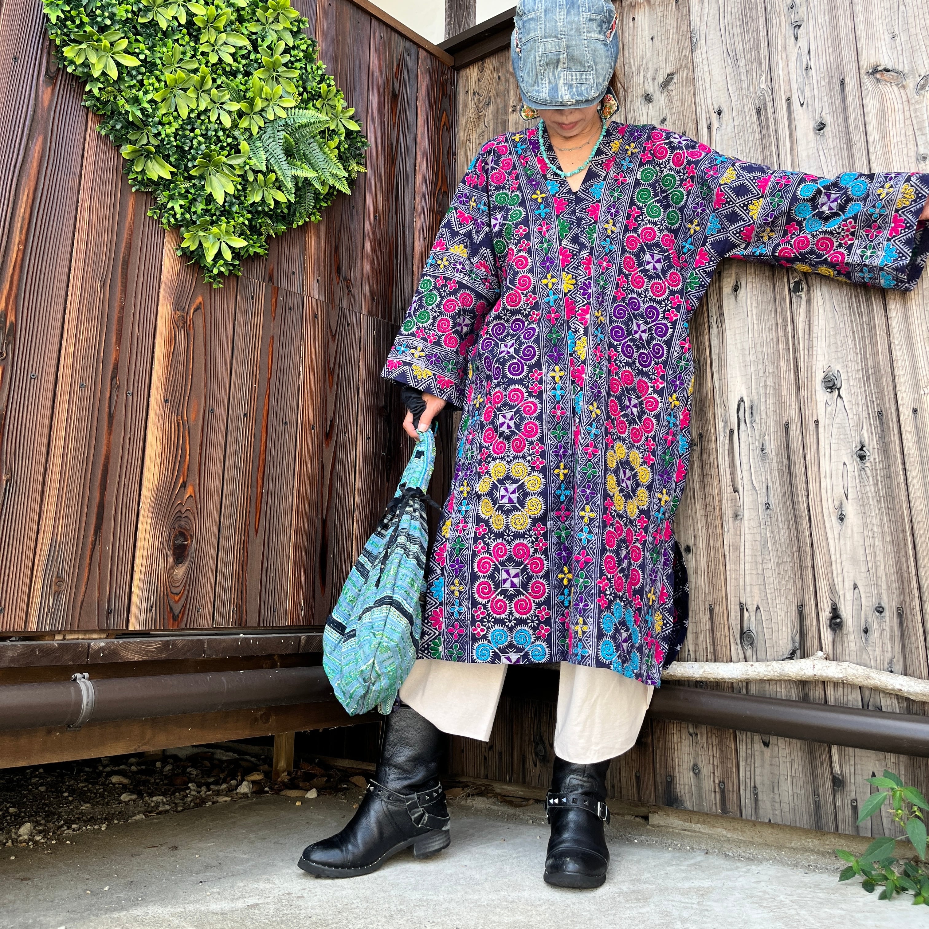 モン族ハンドメイドフラワーワンピース | アジアン雑貨ルチュ