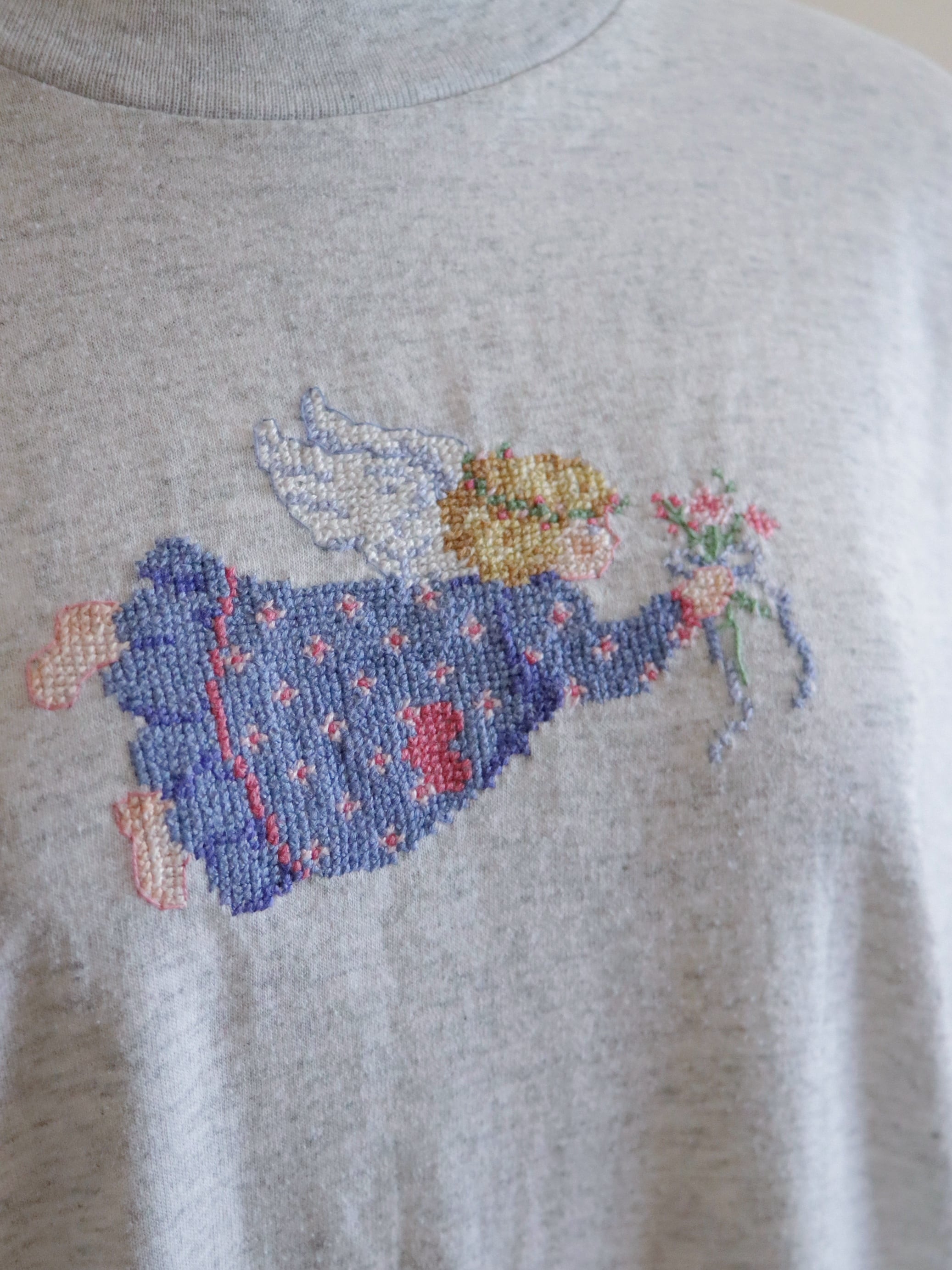 ●90s made in USA angel embroidery design cotton T shirt