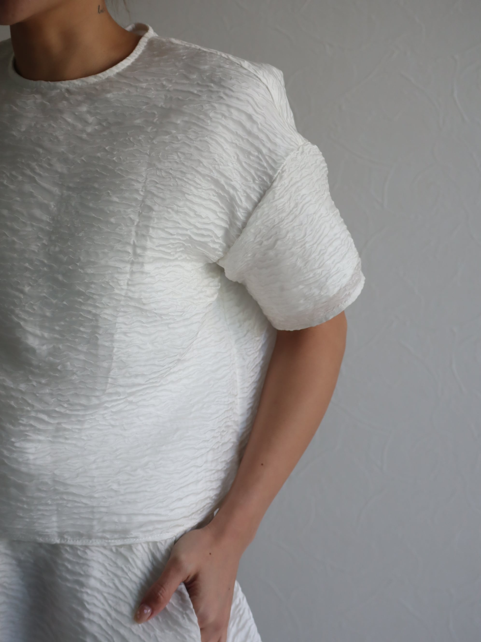 sheer jacquard PO (white)