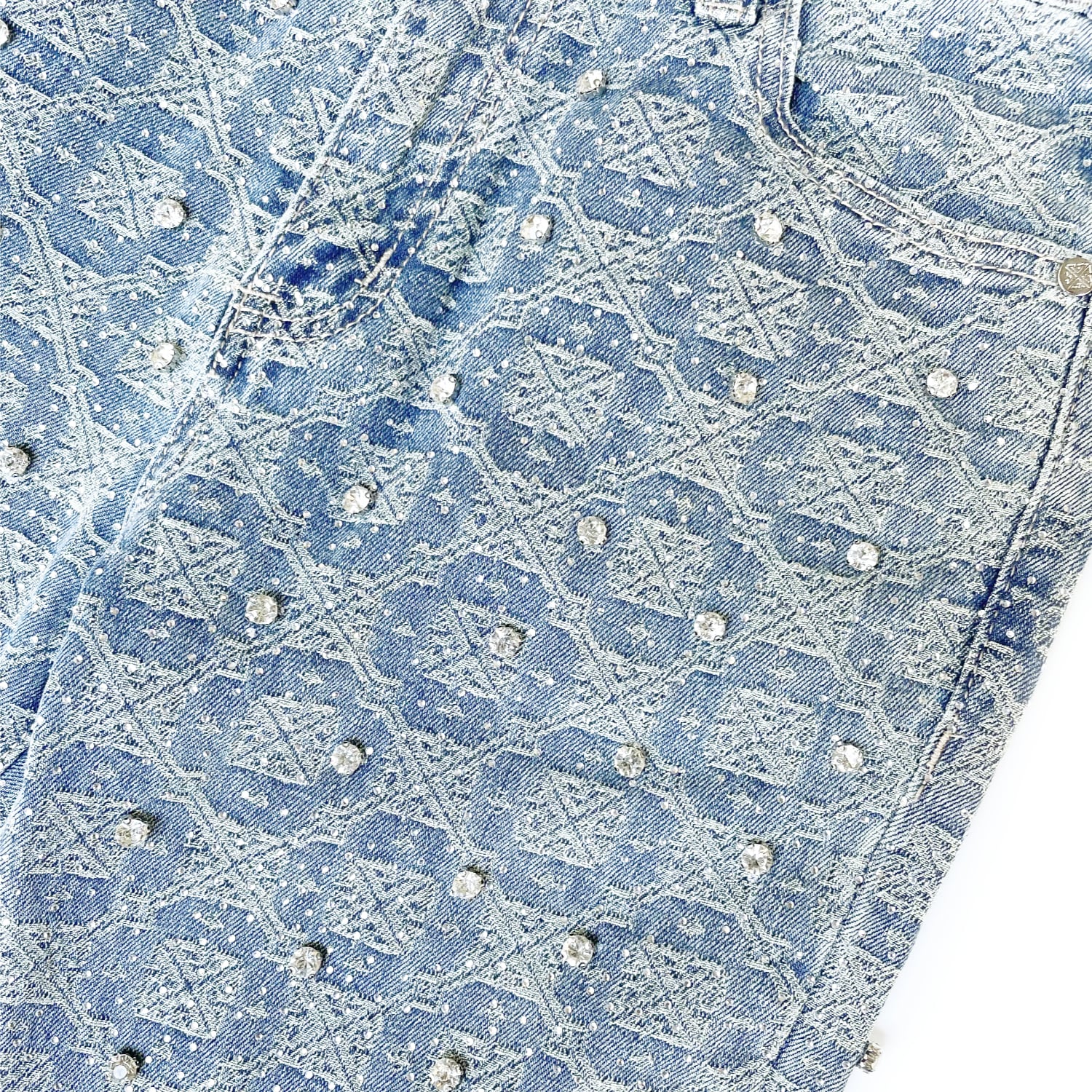 GUAPI / MONOGRAM EMBELLISHED DENIM | HOLICK