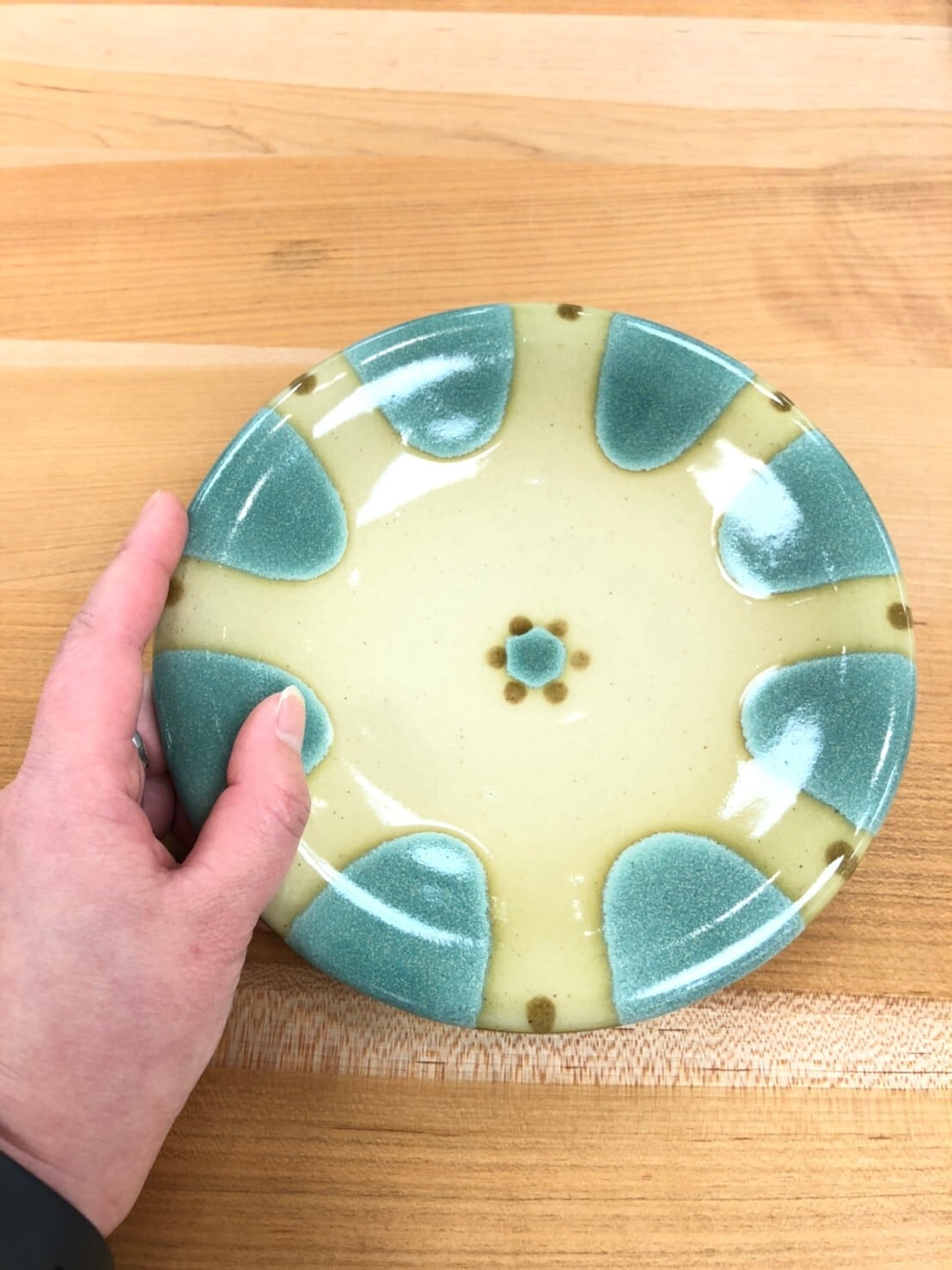 【ノモ陶器製作所】やちむん 6寸皿（緑釉） | ONE WASH powered by BASE