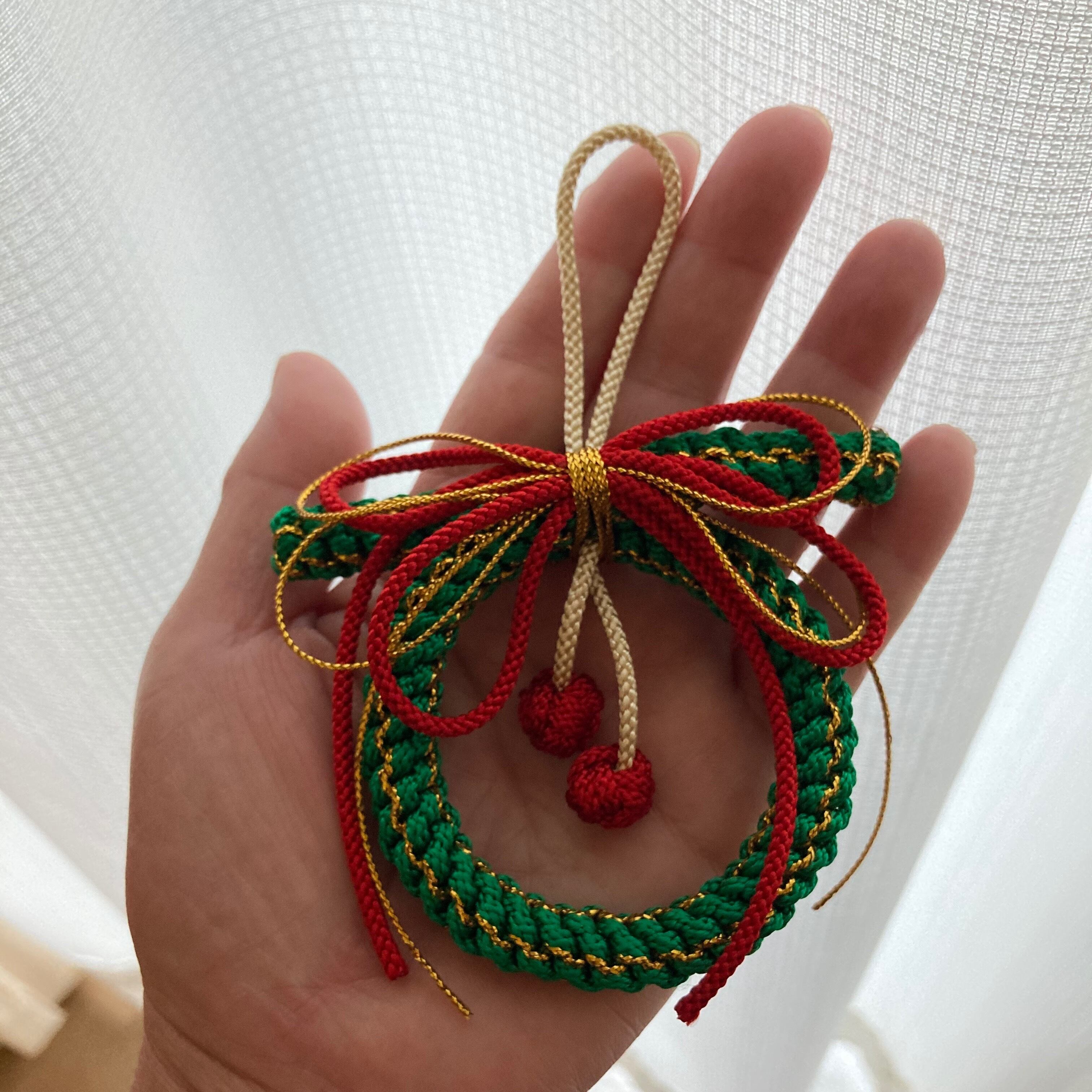 手のひらサイズの組紐クリスマスリース | 組紐アクセサリーmitorit