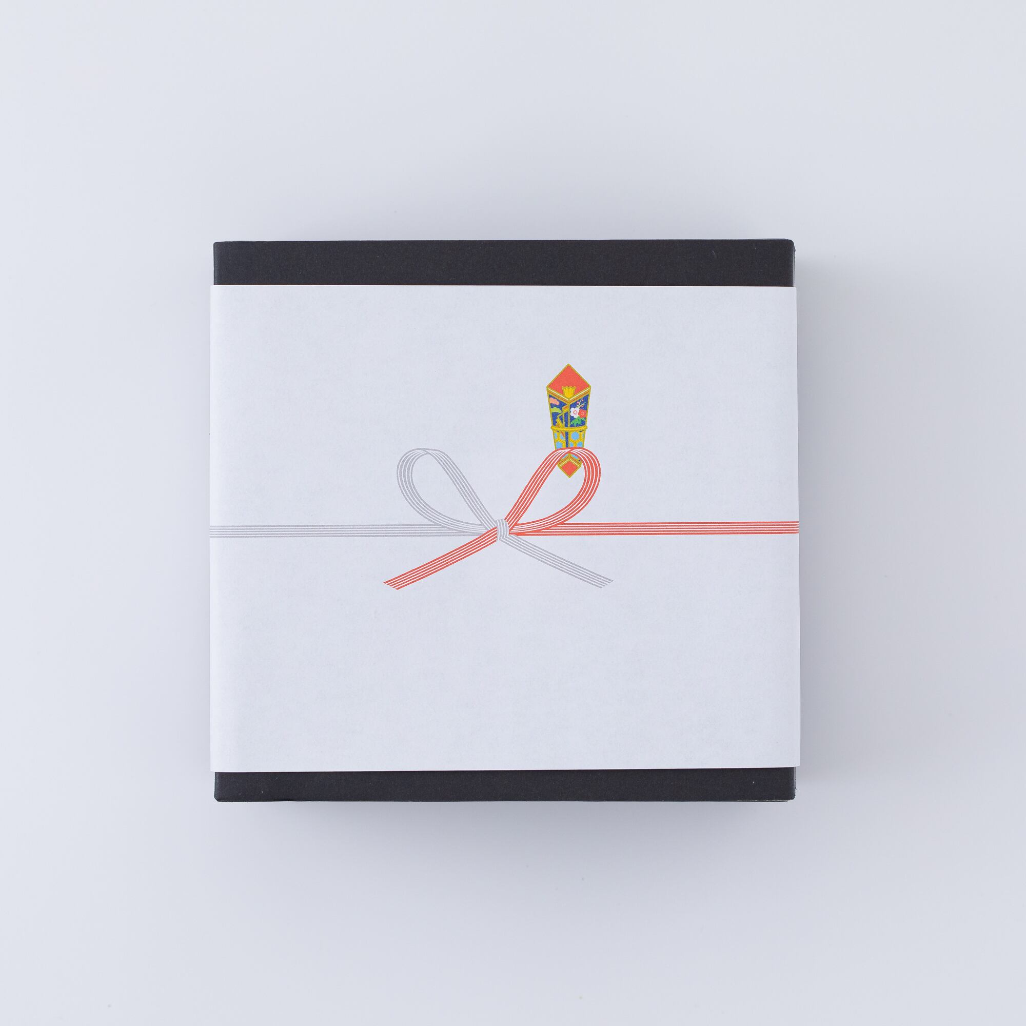 お〜いお茶くんオリジナル鉛筆&amp;消しゴム＋お〜いお茶くんデザインの空箱 おおぜくん消しゴム｜おもしろ消しゴム®のイワコー｜公式サイト