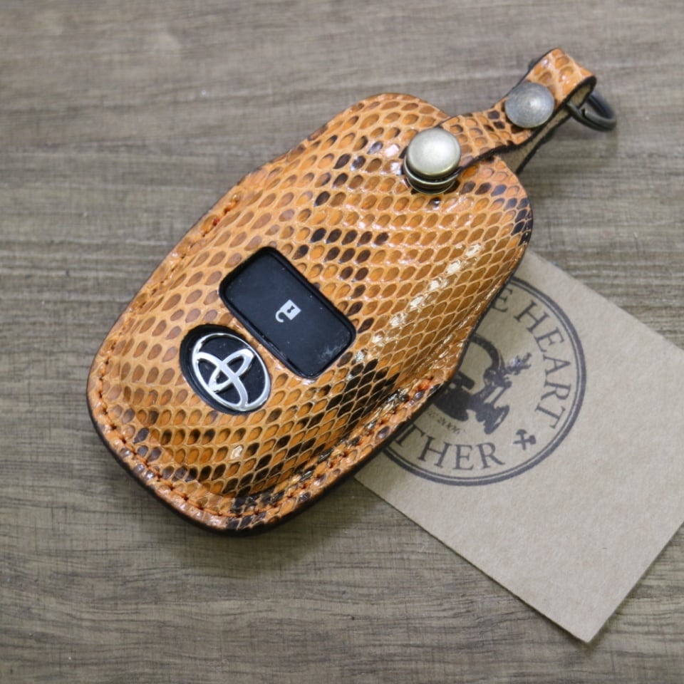 ダイヤモンドパイソン ライズ 等 本革 スマートキーカバー【レザーキースーツ】