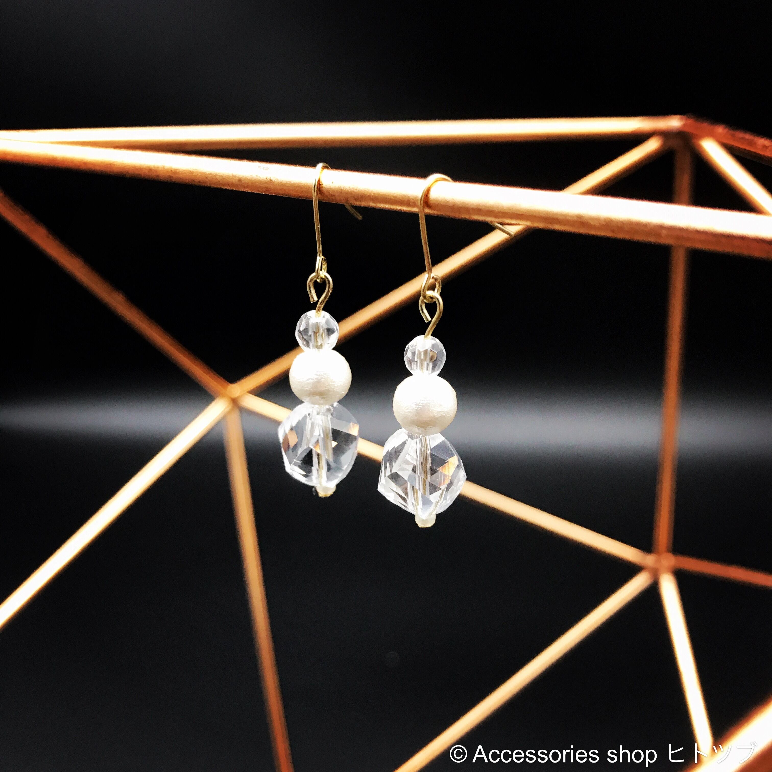 0025:クリアホワイト ガラス×コットンパールピアス