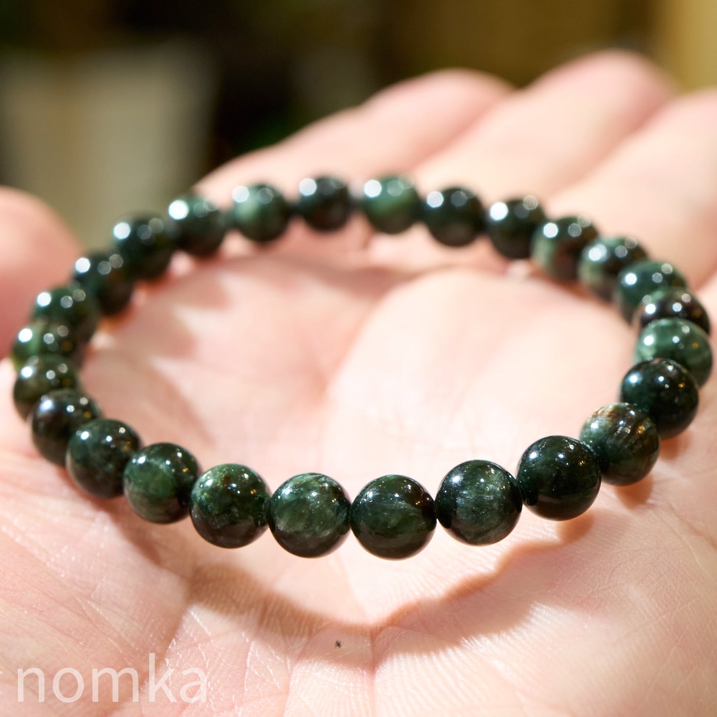 【天使の羽に宿る光】ロシア産 マイカセラフィナイト 一連ブレスレットロシア産 マイカセラフィナイト 7mm一連ブレスレット(約7mm/約16cm)