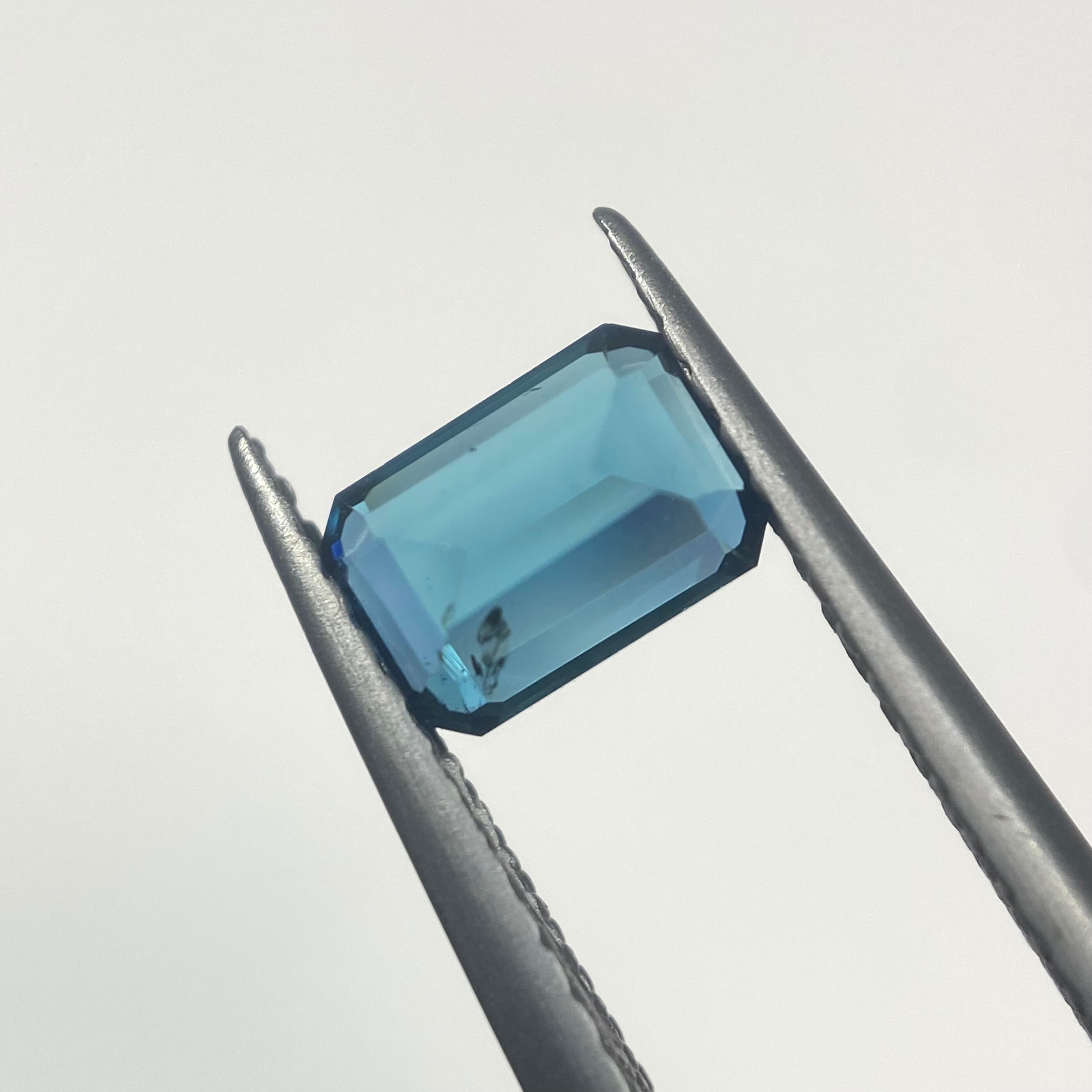 インクブルーの爽やかイケメントルマリン