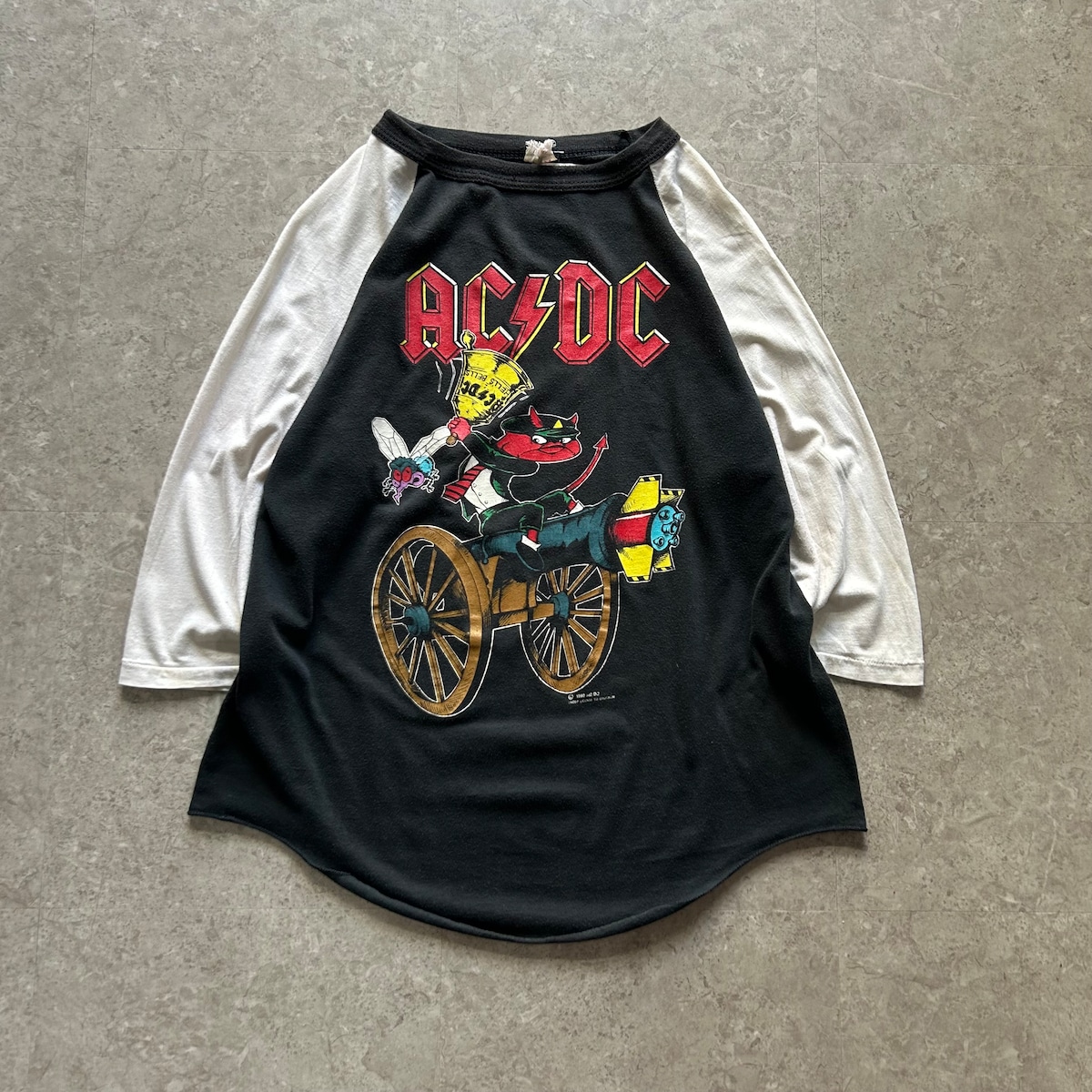 1990s AC/DC Tour raglan T-shirt【仙台店】 | What’z up