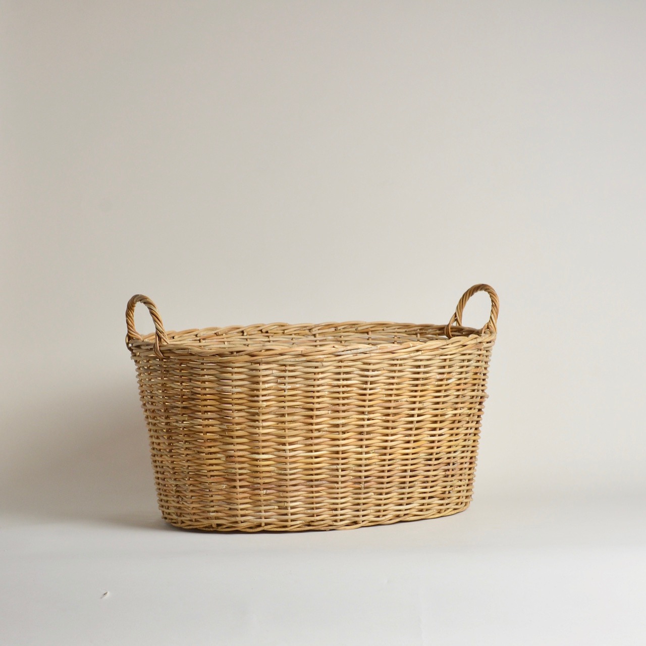 Oval Basket / オーバル バスケット 〈収納 / カゴ / ディスプレイ 〉