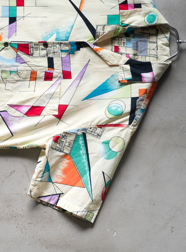 "BEACH SCENE" 1990s Geometric abstract art shirt