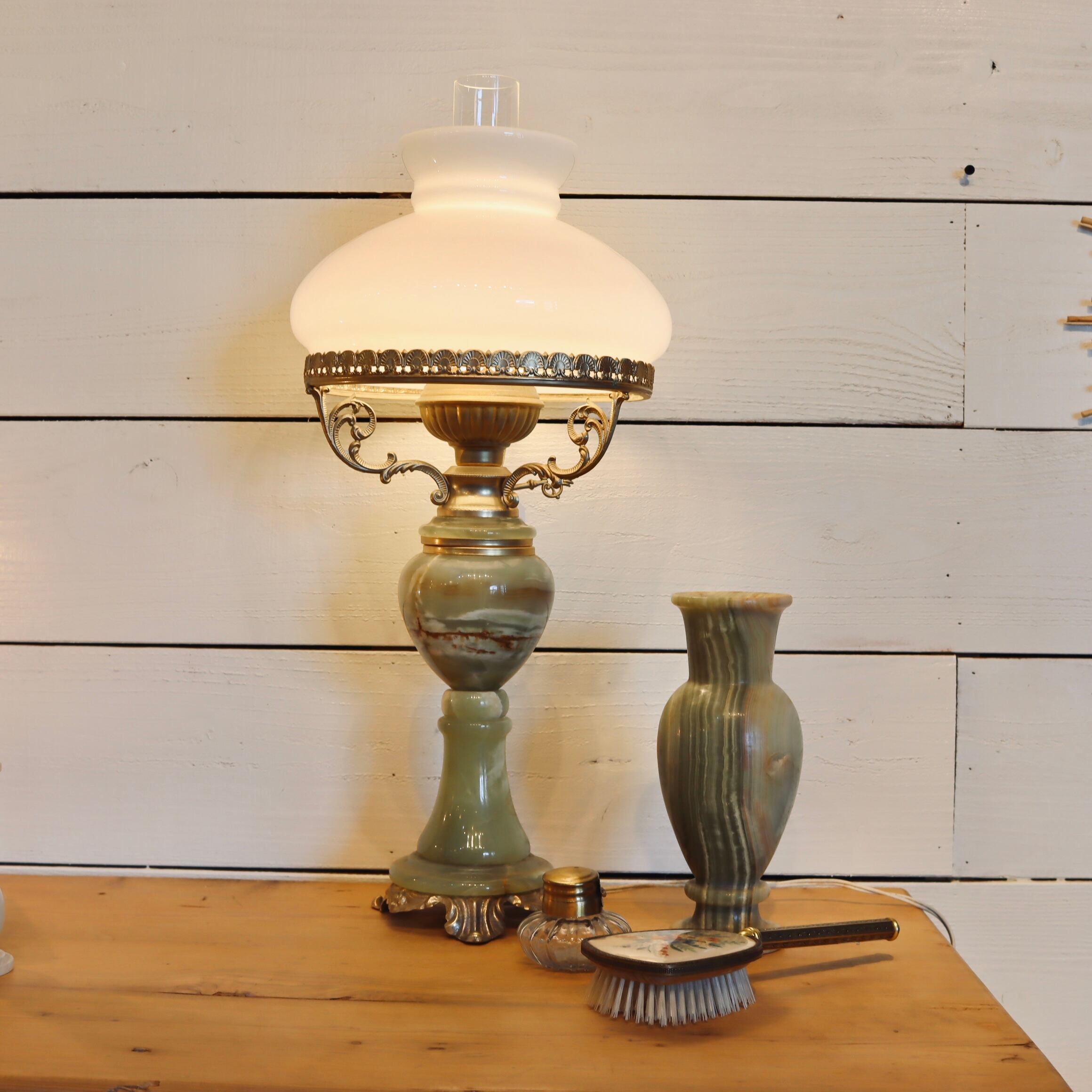 オニキスのヴィンテージランプ