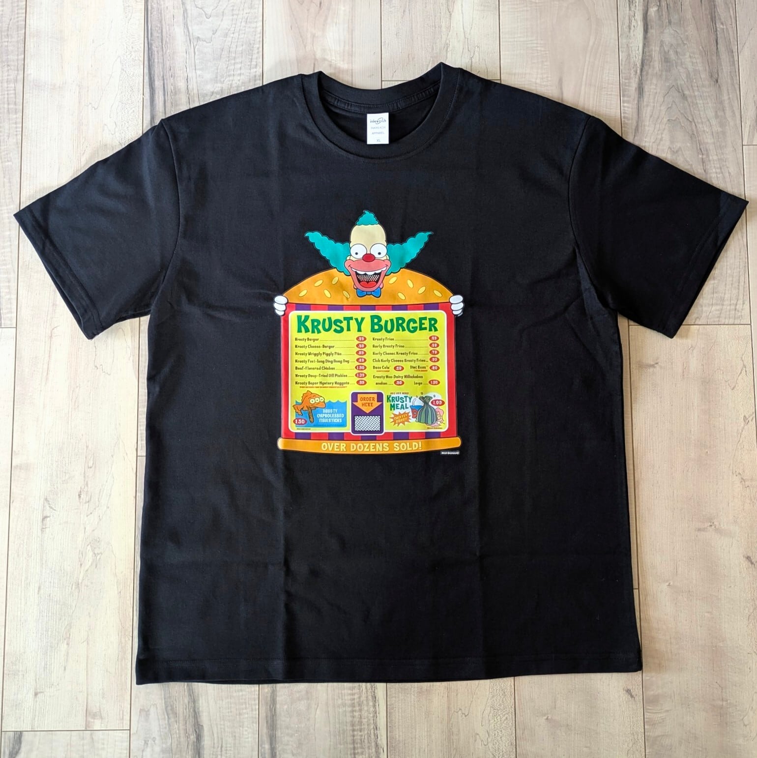【 The Simpsons( ザ・シンプソンズ ) 】『 クラスティバーガー / メニュー 』クラスティ・ザ・クラウン / Tシャツ〚アメリカン雑貨 アメトイ〛