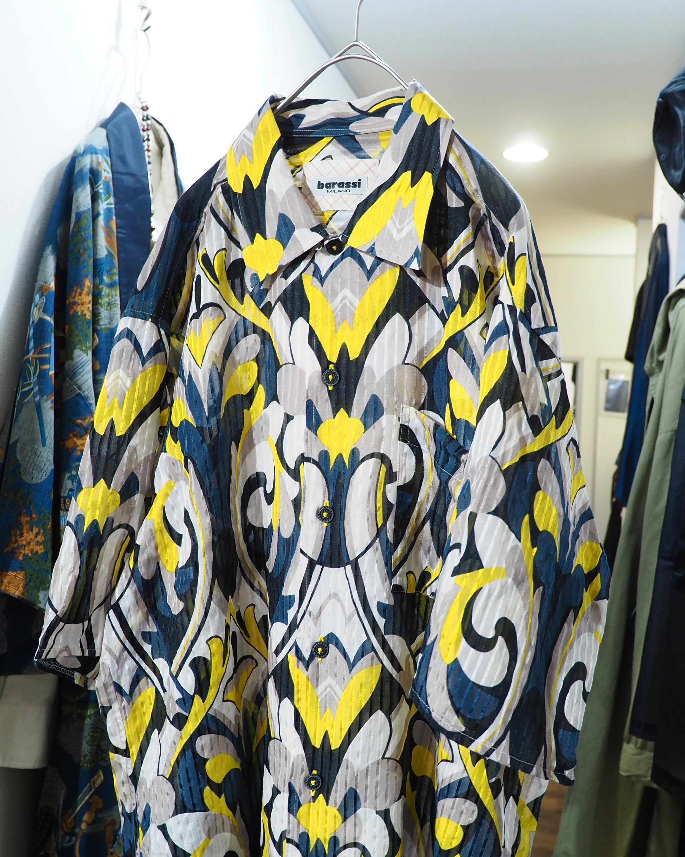 " Barassi MILANO " Beautiful Luxury Pattern Silk mix SS Shirt