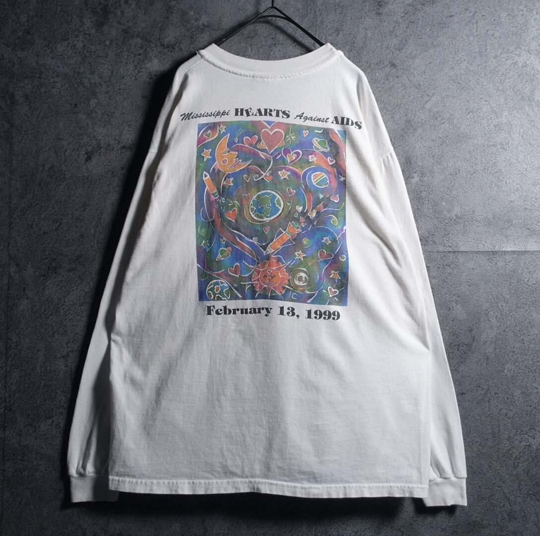 90s "Hanes" White Artistic Print Design Long T-Shirt