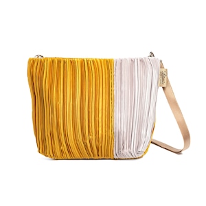 カラフルプリーツバイカラーショルダー(DSP-S907)#102マスタード