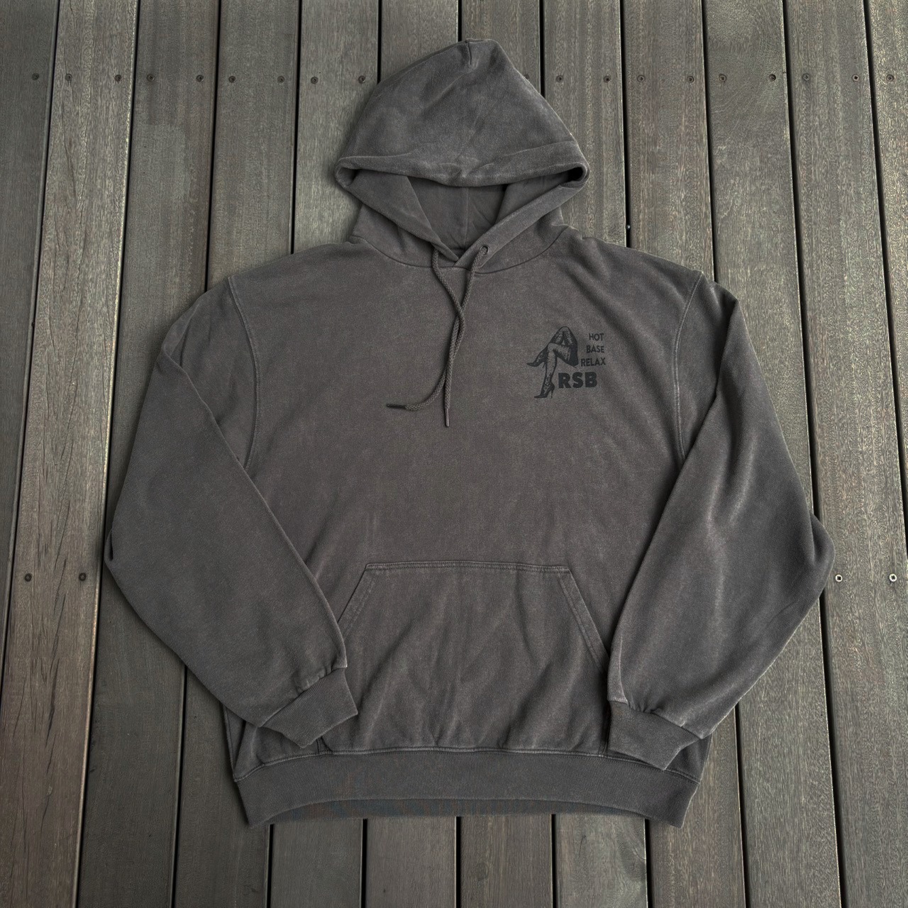 RSB HOT BASE RELAX GRAPHIC PULLOVER HOODIE FADE BLACK
