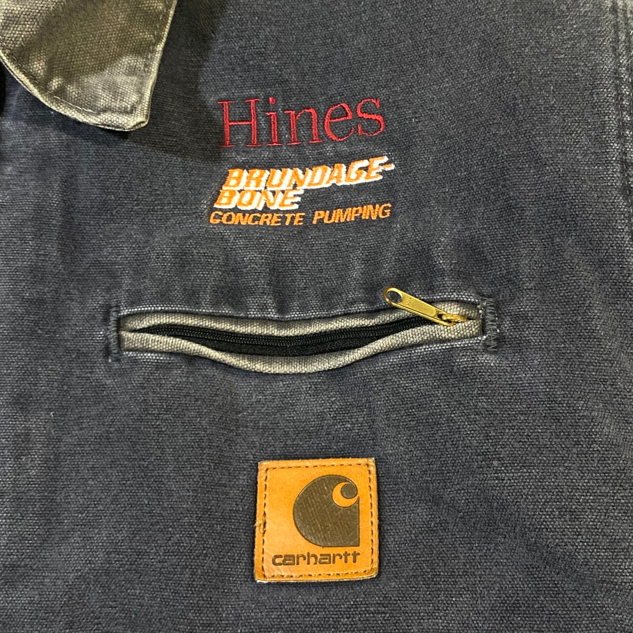 USA製 Carhartt カーハート デトロイトジャケット 刺繍入り ワーク