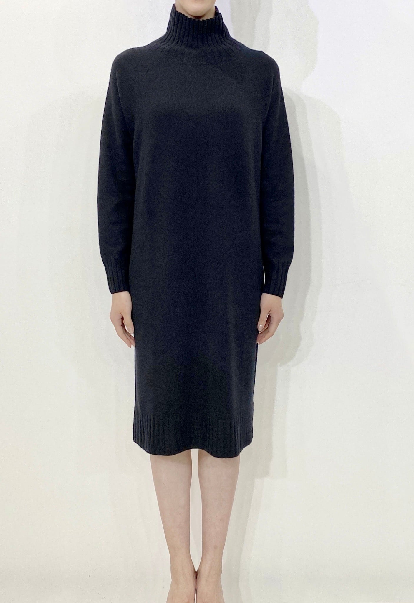 CASHMIKA カシミカ シルク×カシミヤ混 ロングワンピース ブラック系 CASHMIKA カシミカ シルク×カシミヤ混 ロングワンピース ブラック系