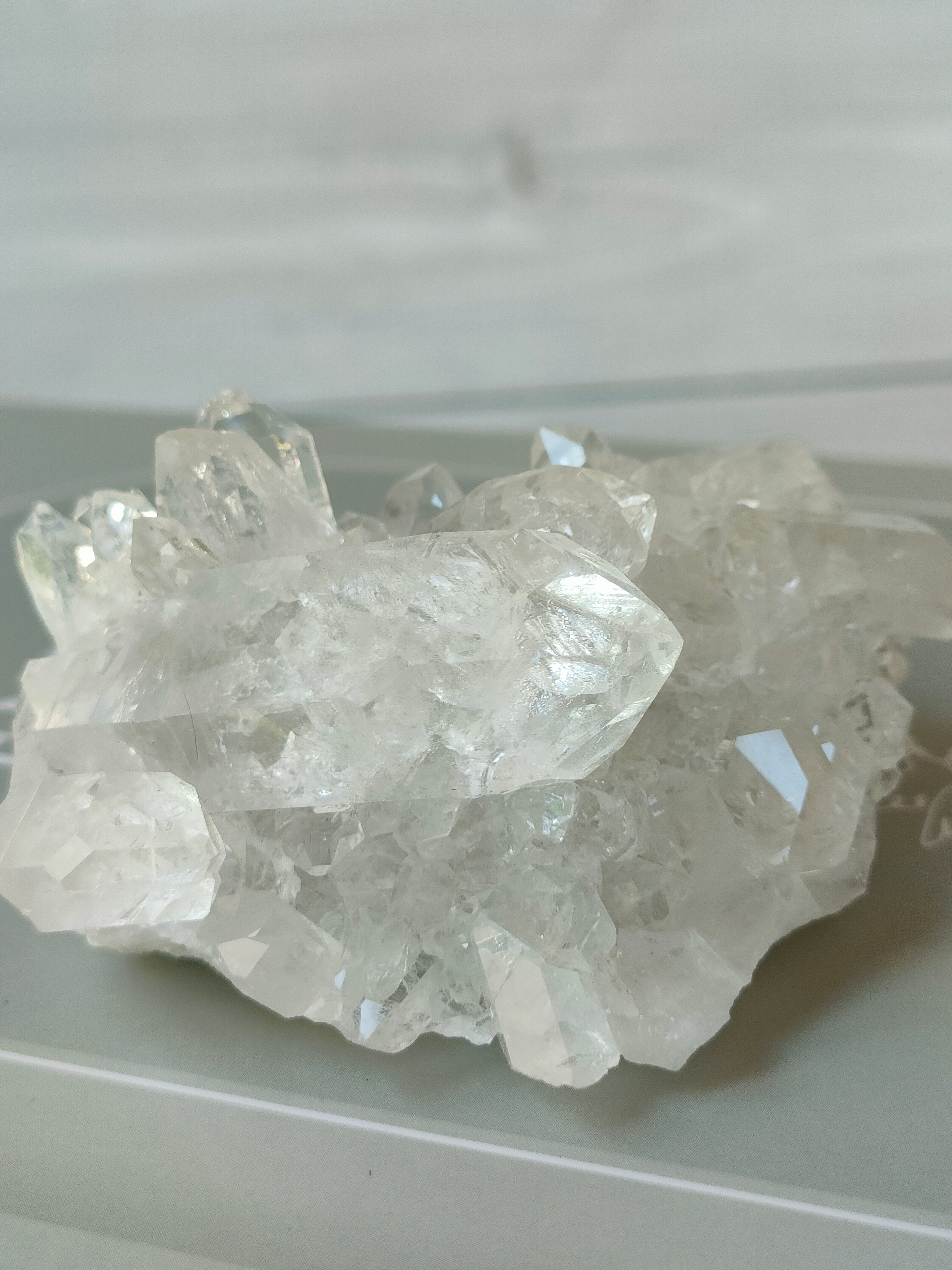 トマス・ゴンサガ産水晶クラスター