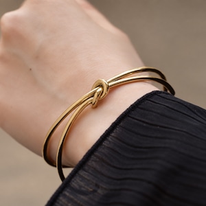 316L double knot bangle #b34