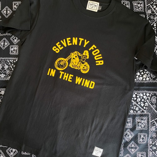 Tシャツ/ SEVENTY FOUR(セブンティーフォー) / T-SHIRT(IN THE WIND)(STF26SF9)