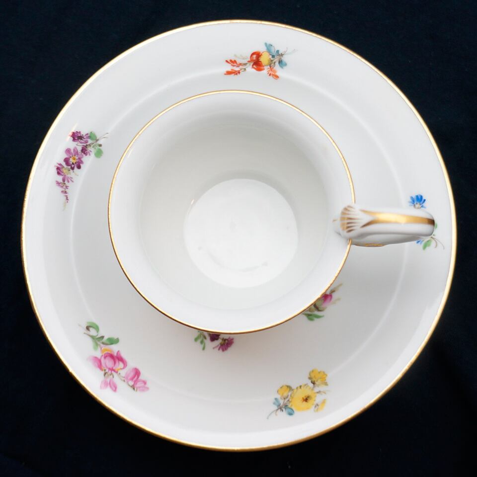 マイセン スワンハンドル 小花ちらし | アンティークと台湾茶の店