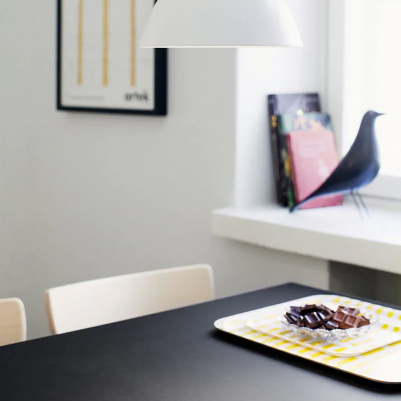 82B テーブル（135× 85cm）ホワイト ラミネート［ アルテック