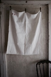 1900s フランス 84c リネン 装飾的モノグラムと斜文織りリネンクロスI アンティーク