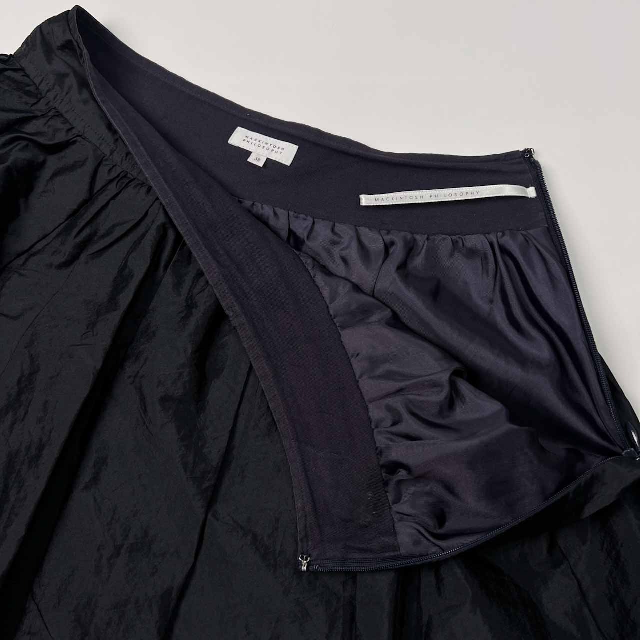 MACKINTISH PHILOSOPHY マッキントッシュ フレア スカート サイズ 38 /濃紺ブラック系/三陽商会
