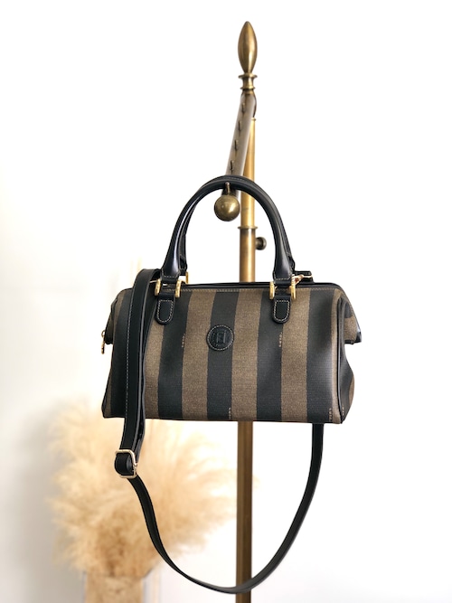 FENDI フェンディ ペカン柄 ブラック FFロゴ PVCレザー 2WAY ミニボストンショルダーバッグ vintage ヴィンテージ オールド ze6stg