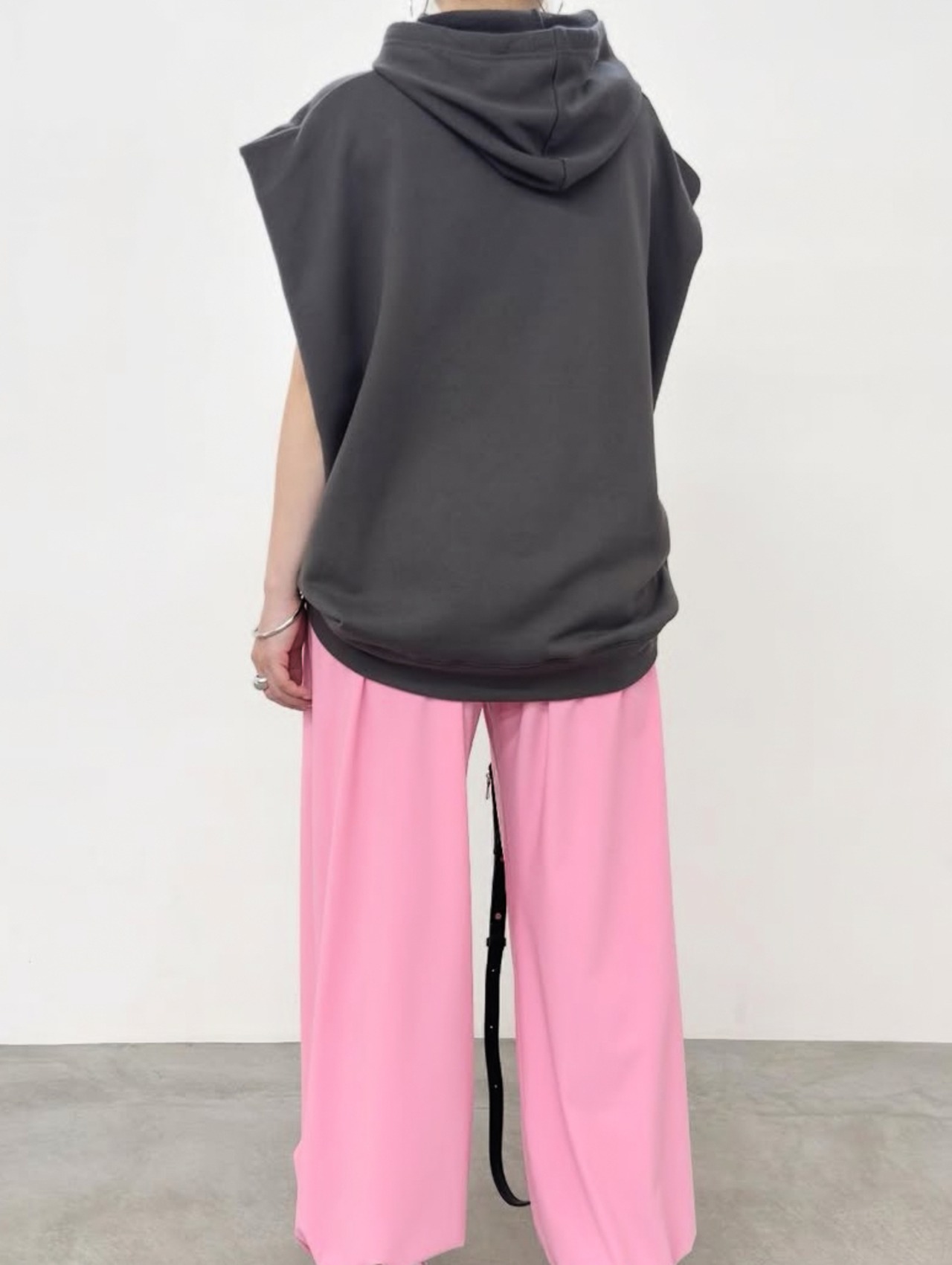 NUS ワンポイントフーディベスト 610-35010