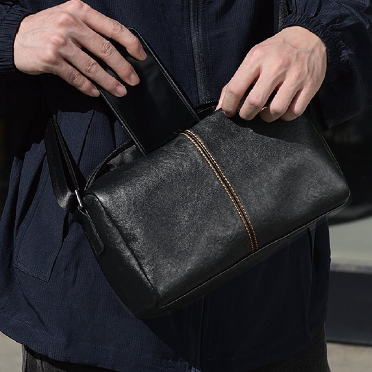 本革 ショルダーバッグ メンズ｜クロスボディバッグ｜リバーシブル仕様