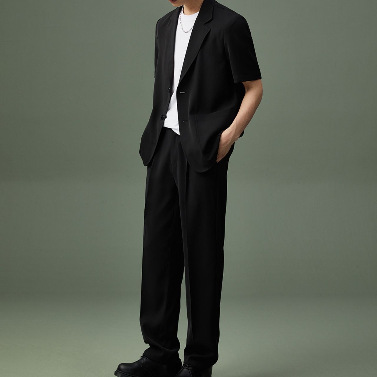 シンプル半袖ジャケット　MT0110020