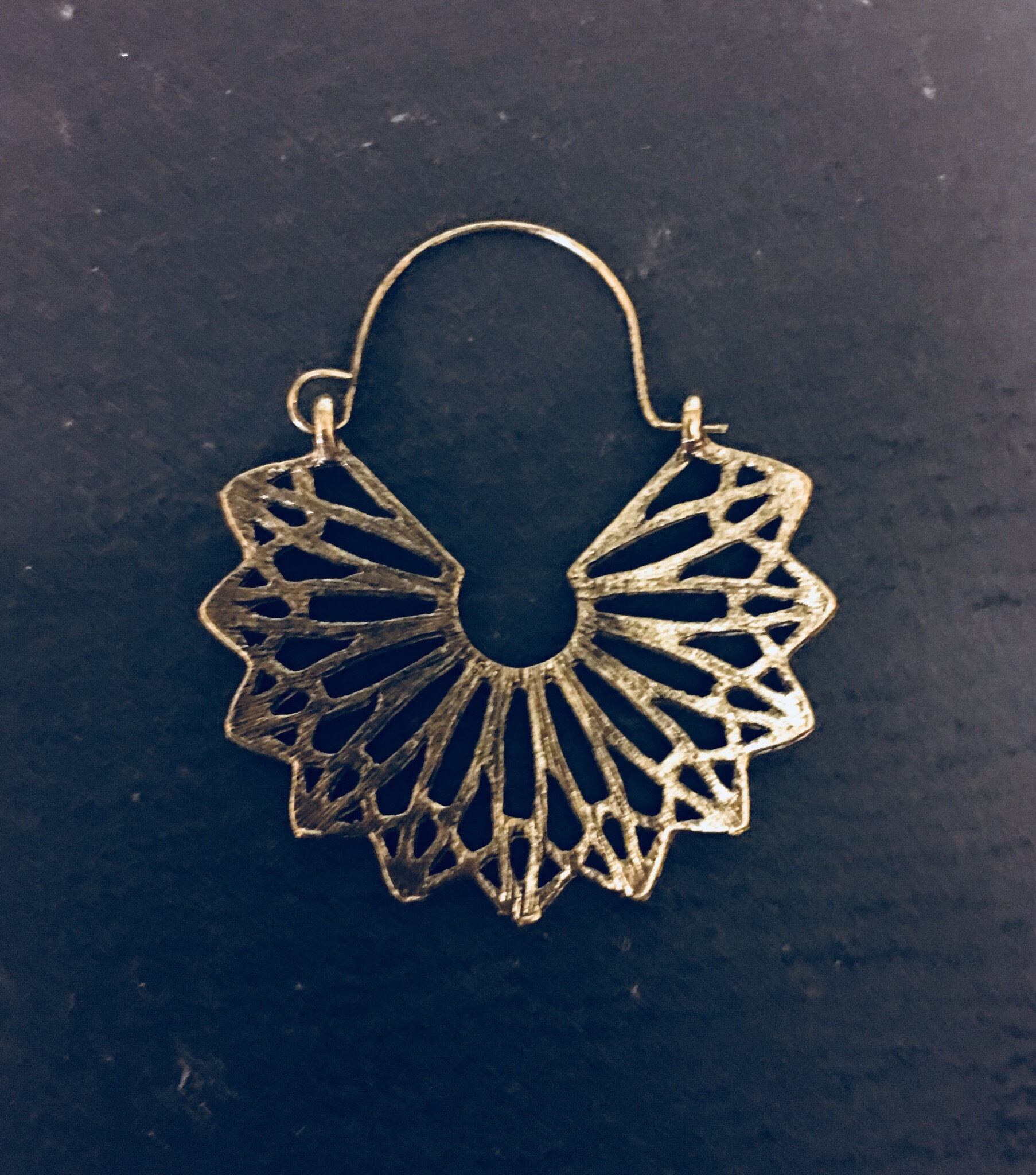 1ペア インカピアス フックピアス フープピアス エスニック アジアン ボヘミアン フラワー