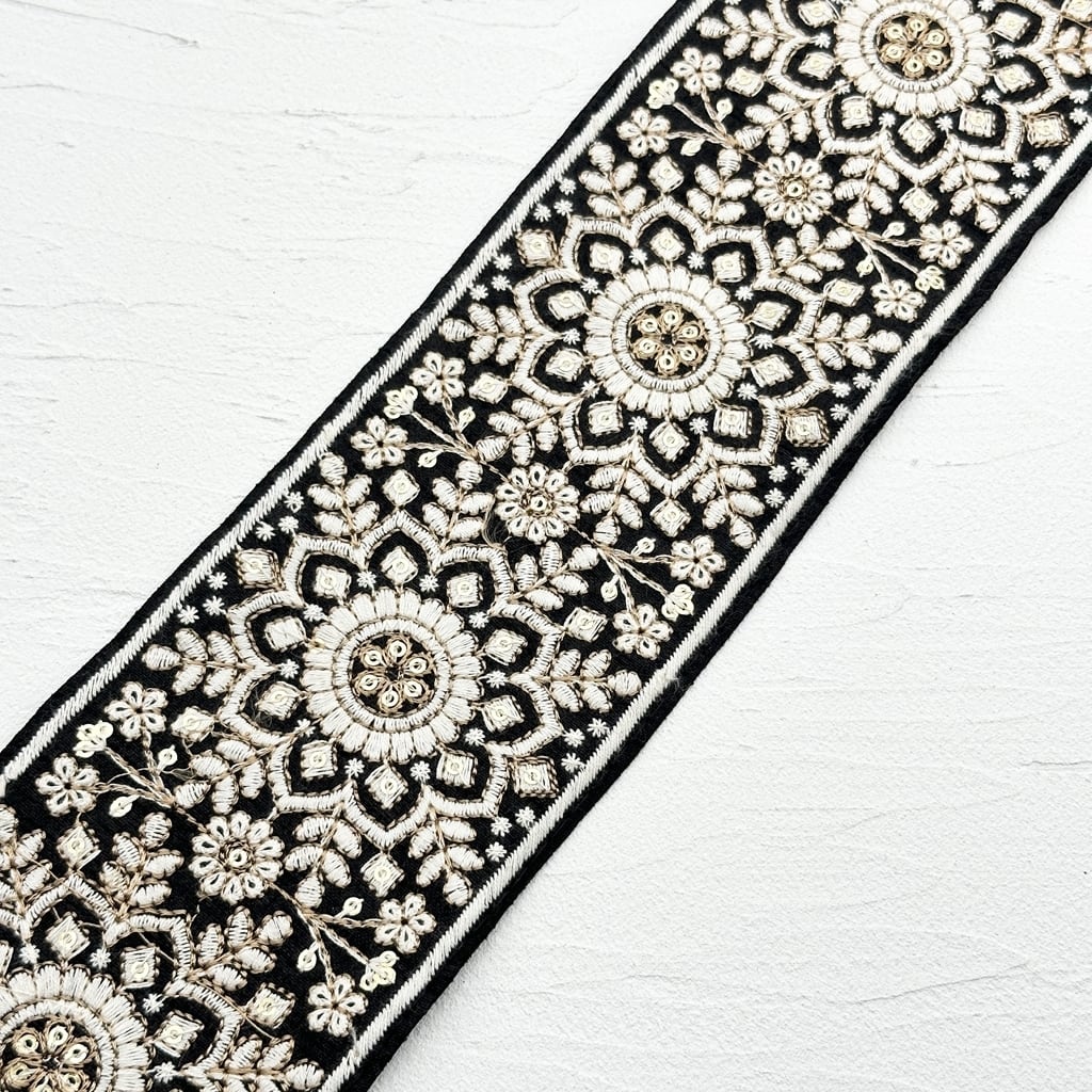 オリエンタル [ブラック］インド刺繍リボン 1872 | インド刺繍リボン