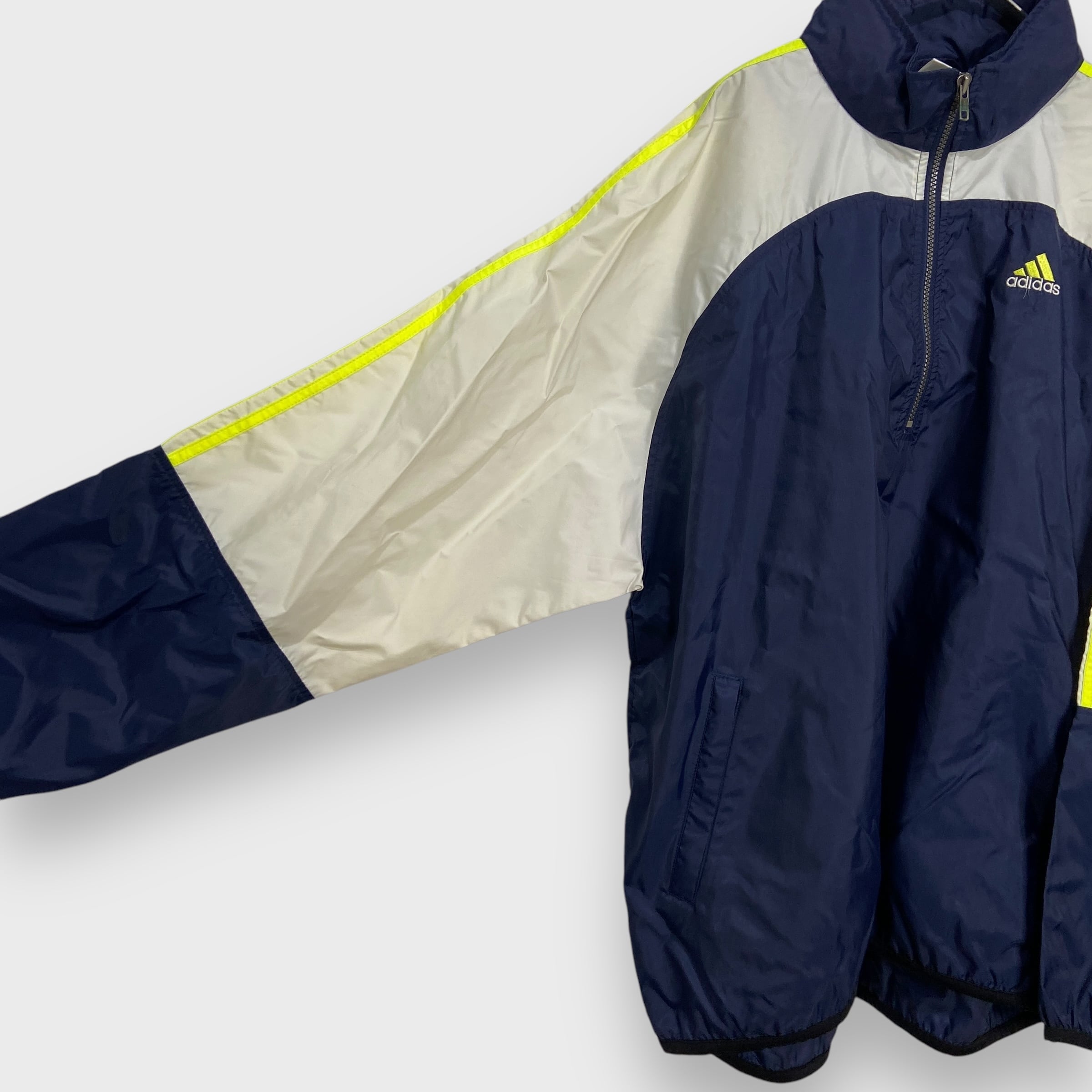 90s アディダス ハーフジップナイロンプルオーバー 90s アディダス ハーフジップナイロンプルオーバー