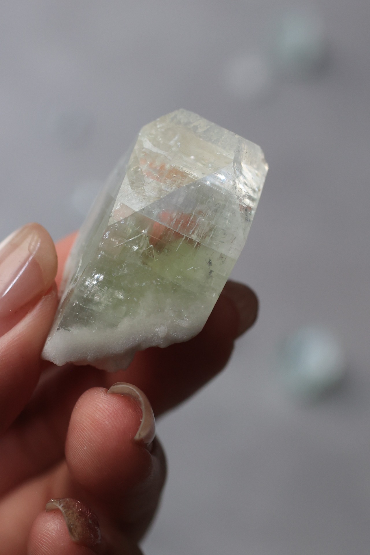 グリーンアポフィライト 「心地よい風」Green Apophyllite ◇ 天然石・鉱物・パワーストーン・原石 | st00382