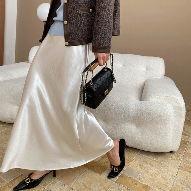 フィッシュテールサテンスカート　3250