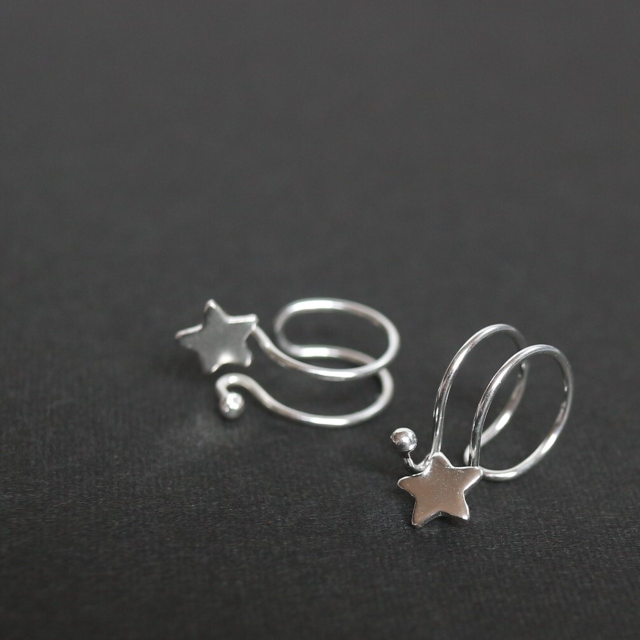 ミニ星シルバーイヤーカフ