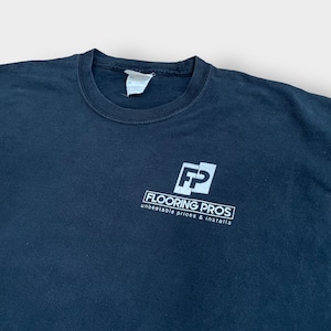 【PORT&COMPANY】企業系 ワンポイントロゴ バックプリント Tシャツ 半袖 黒t 夏物 US古着
