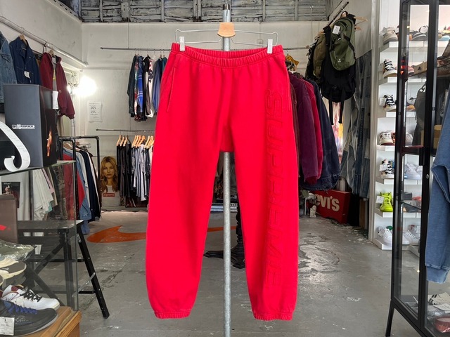 Supreme SET IN LOGO SWEAT PANT RED SMALL 79803