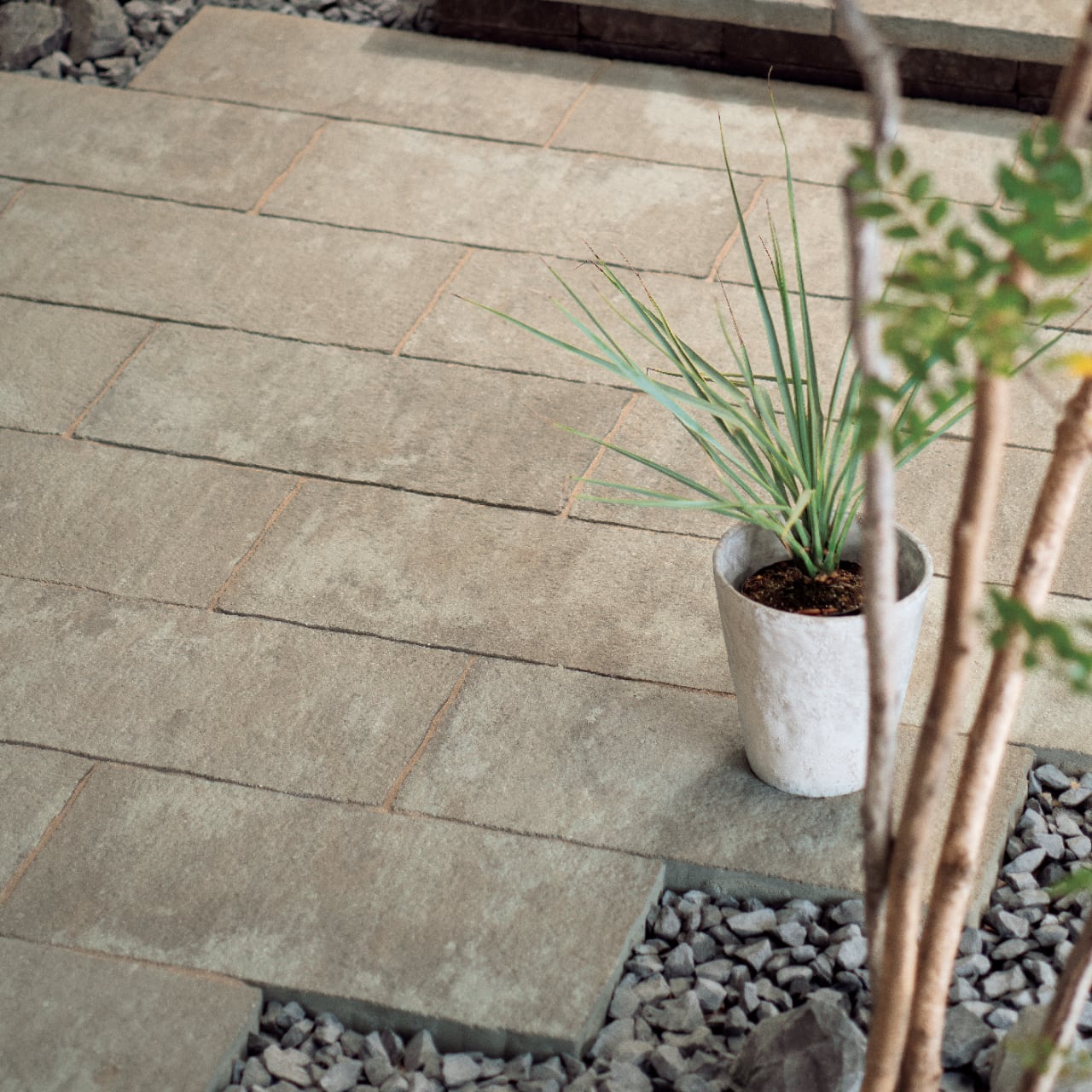 カルムペイブ CALMPAVE