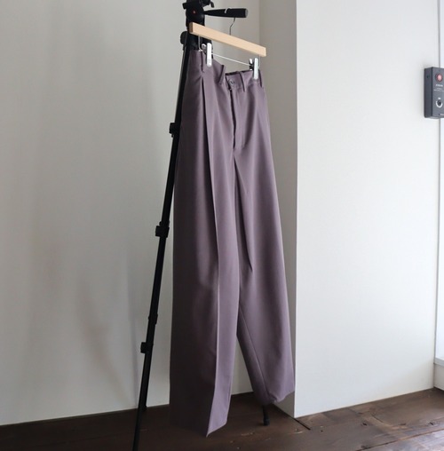 nonnotte " Draping Crotch Box Pleats Trousers(Shark)"