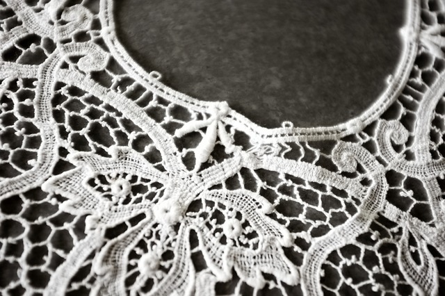 フランス 1900s 3人の時計草と大きなレースのつけ襟 カラー  アンティーク