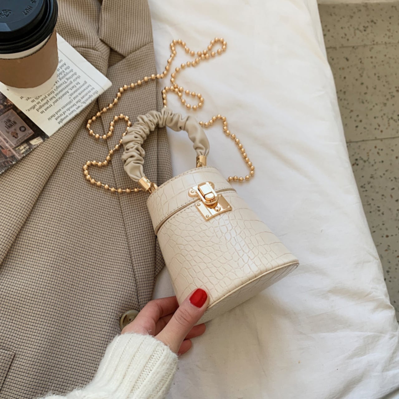 ビジュータッチ ハンドルバケットバッグ 2color Ba02